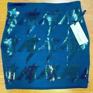 ❤️ NWT- FOREVER 21 Exclusive Navy Skirt with sequence accents